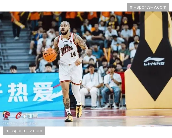 长白山恩都里75-93不敌广州 威尔逊19+19篮板统治内线攻防